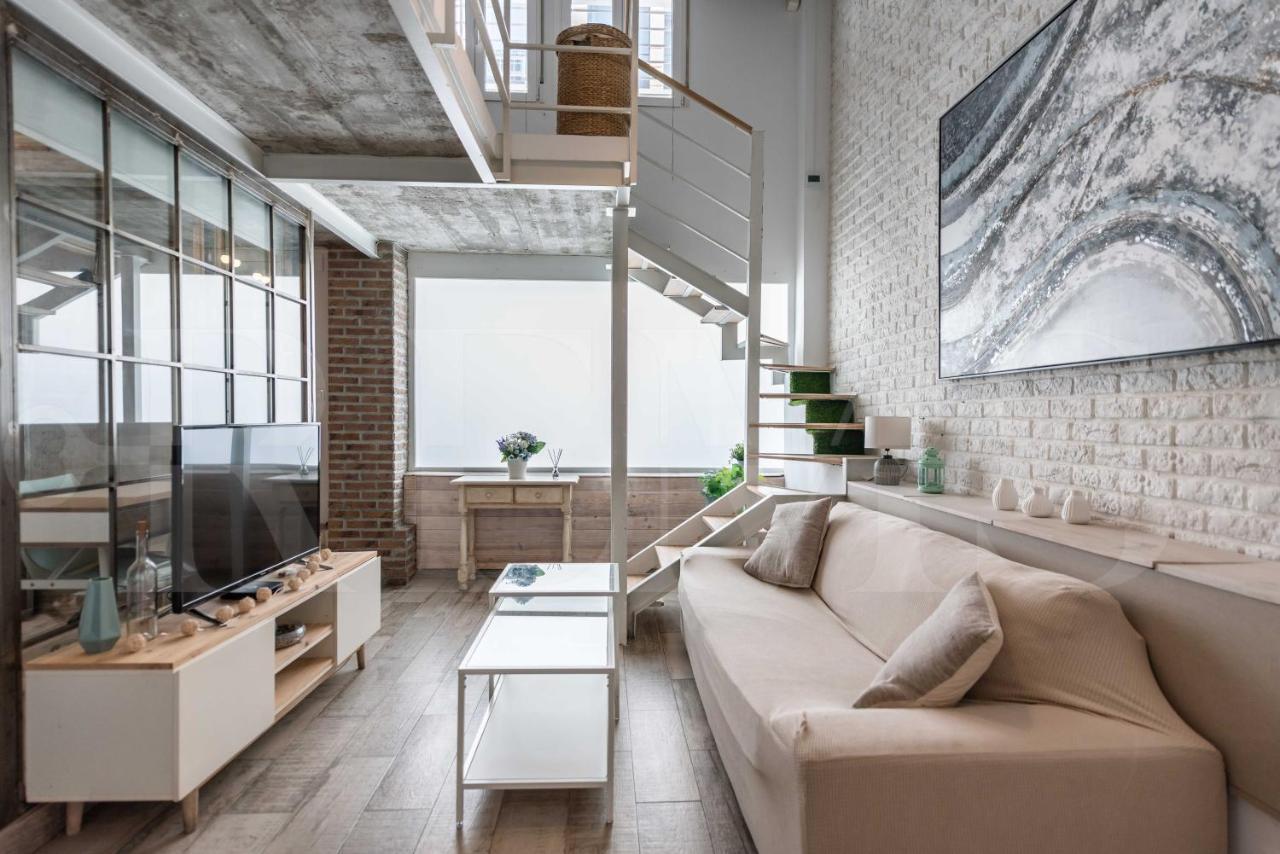 Bright Duplex Loft Next To The Center By Rems Appartement