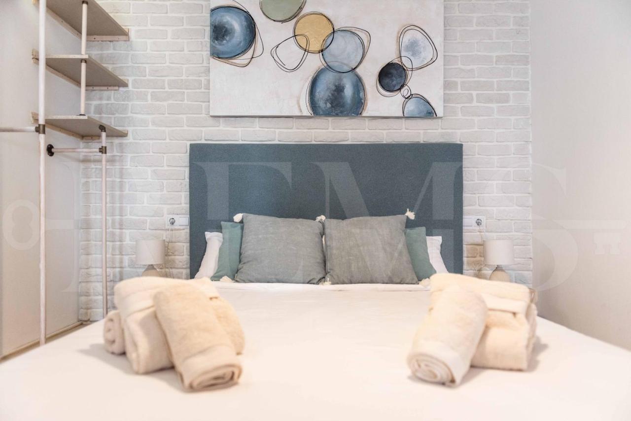Bright Duplex Loft Next To The Center By Rems Apartment