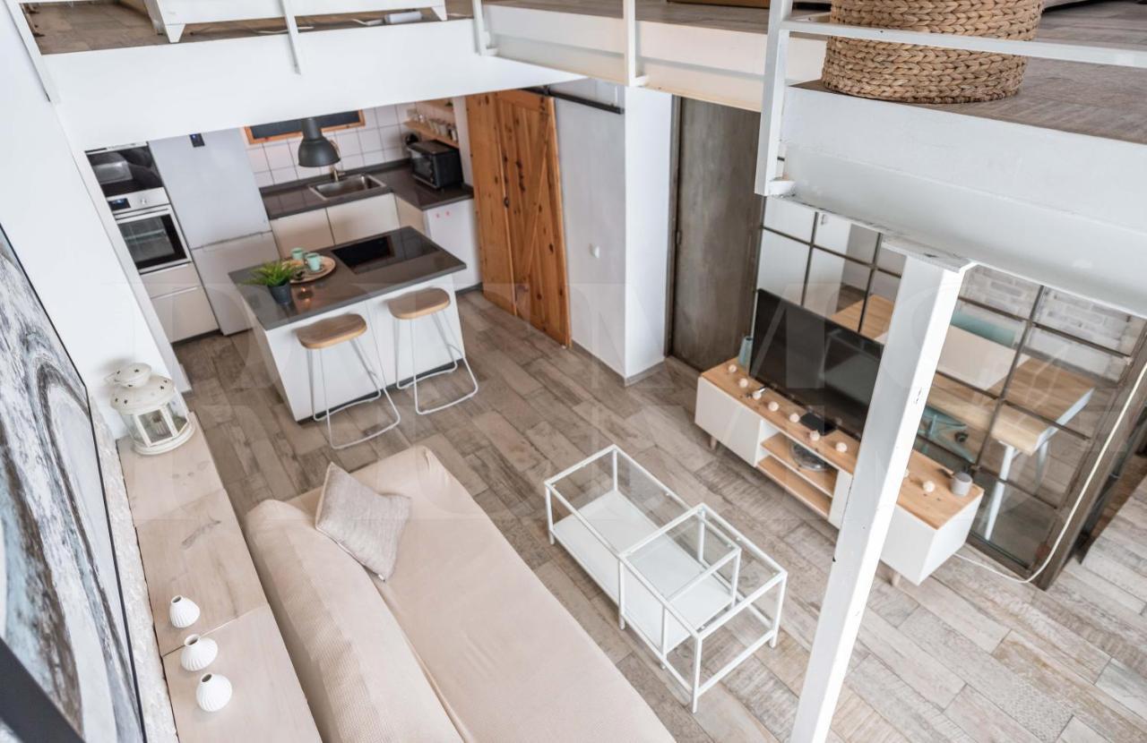 Bright Duplex Loft Next To The Center By Rems Apartment