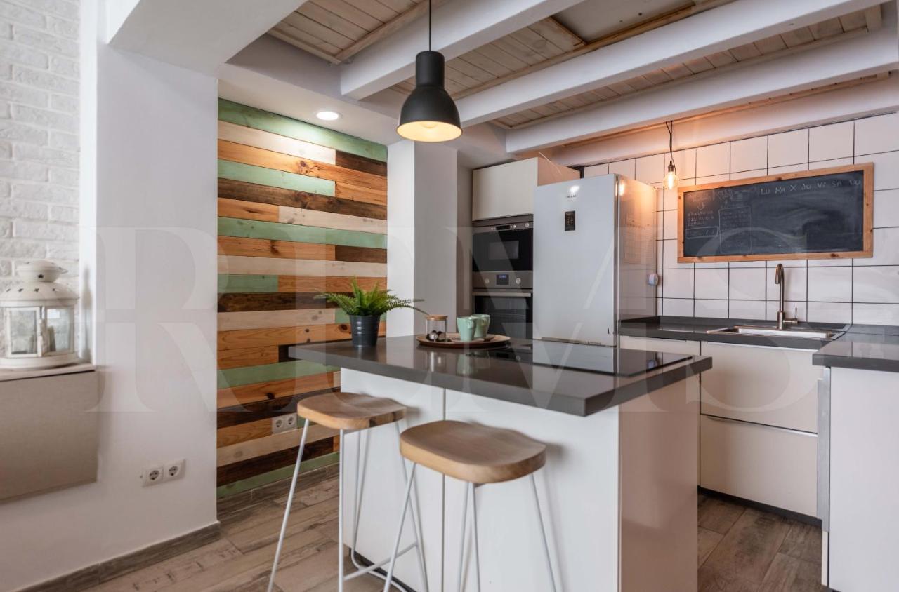 Apartment Bright Duplex Loft Next To The Center By Rems